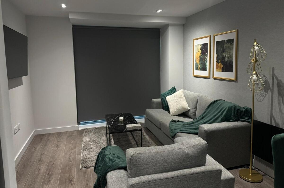 Modern 2-Bedroom Apartment In Heart Of Liverpool Exterior foto